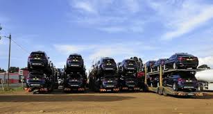 But king mswati doesn't have the heart to let the wives he doesn't love anymore, or those who leave him by choice, raise their own children. Swaziland King Buys 120 Bmws For His 15 Wives And 23 Kids After Earlier Delivery Of 19 Rolls Royces Autojosh