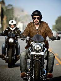 Keanu Reeves Arch Motorcycle Company Classic And Custom Arch Motorcycle Keanu Reeves Motorcycle Motorcycle Companies