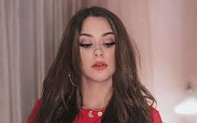 Sprzedający o ile jest zobowiązany do świadczenia lub świadczenia finansowego na rzecz konsumenta wykona je bez zbędnej zwłoki, nie później niż terminie przewidzianym w prawie. Sylwia Przybysz Ostro Odpowiada Na Komentarz Internautki Przytylas Bo Jadlas Wiecej Niz Potrzebowalas