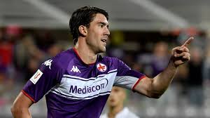 Dušan vlahović is a serbian professional footballer who plays as a striker for fiorentina and the serbia national team. Qdk8btzchuhf9m