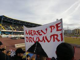 Un maillot pour la vie « noir, c'est noir » ? Dinamo Bucuresti