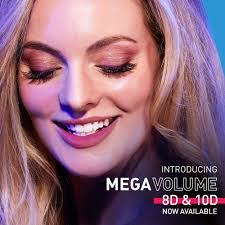 Sally Castillo's Instagram, Twitter & Facebook