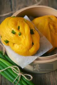 pumpkin spring onions chinese flower steamed buns 南瓜葱花卷 steamed buns asian cuisine recipes homemade dinner rolls