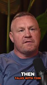 Billy Moore Speaking Thai