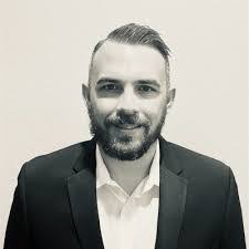 Eric Sebring's Instagram, Twitter & Facebook