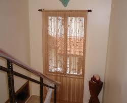 Dantel perdeler, yeni modelleriyle farklılık yaratacak ve mutfağınızın görünümünü değiştirecektir. Kucuk Cam Ip Perde Modeli Kadincasayfa Com