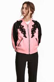 Short Satin Bomber Jacket Light Pink Black Women H M Us Pink Bomber Jacket Outfit Spring Jacket Outfit Fashion