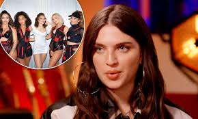 EXC: Mae Muller recalls touring with Little Mix