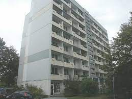 Die 3 zimmer wohnung liegt in der nähe vom hauptbahnhof cottbus. 1 Zimmer Wohnung Zu Vermieten Am Doll 5 03042 Cottbus Sandow Mapio Net