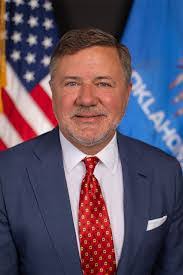 Kyle Hilbert's Instagram, Twitter & Facebook