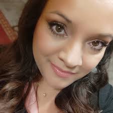 Les deseamos una muy Feliz Navidad 🎄 Gabriel Samra siempre con su energía  única dando el mejor regalo a sus clientas su talento !