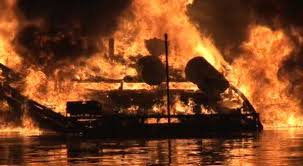 Km santika nusantara yang terbakar saat perjalanan dari surabaya menuju banjarmasin, basarnas sebut jumlah penumpang tak sesuai manifes awal! Kapal Bahari Indonesia Yang Terbakar Dalam Perjalanan Ke Pontianak Okezone Nasional