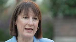 Suzy Gill's Instagram, Twitter & Facebook