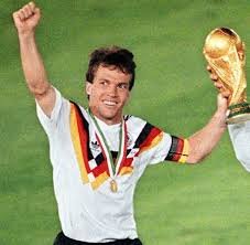 1990, als deutschland zuletzt weltmeister wurde, war vieles anders. Fussball Nationalelf Neue Trikots Sollen An Wm Triumph 1990 Erinnern Welt
