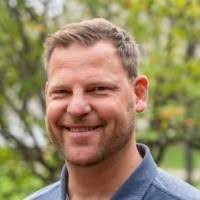 Andrew Miedema's Instagram, Twitter & Facebook