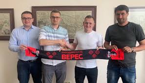 «верес» був заснований в 1957 році в рівному. Veres Podpisal Brata Gennadiya Pasicha Evgeniya Pervaya Liga Ukrainy