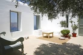 Nains de jardin, oies décoratives, lapin magique, les statues en tout genre sont les premiers objets de décoration de jardin que l'on souhaite acquérir. Jardin Mediterraneen 90 Idees Pleines De Soleil Archzine Fr Jardin Mediterraneen Amenagement De Jardin Mediterraneen Meuble Jardin