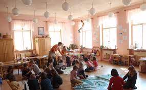 Vedeme děti k poznání sebe sama. Waldorfska Skola Praha Jinonice 320 Photos Public School Butovicka 9 228 158 00 Prague Czech Republic