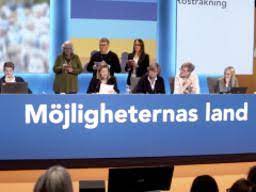 Efter ett tag kom de att splittras i två olika grupper, nämligen de högerinriktade. Update Liberalerna At Alde Party