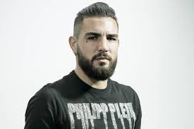 Check out featured articles and pictures of andy delort full name: Classify Half French Half Algerian Soccer Player Andy Delort