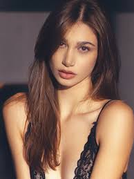 Mugler Spring 2017 Collection 🖤