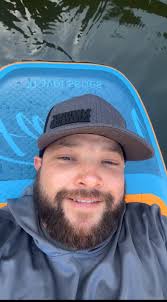 Fluent in sarcasm, bad at selfies, great at making brunch reservations.  Looking for a partner in crime. I've have my life together, a passport  ready for stamps, and a playlist for every