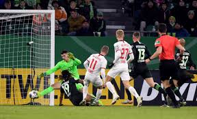 Desperation seemed to set in early for rb leipzig on sunday. Leipzig Crush Wolfsburg 6 1 Dortmund Down Monchengladbach 2 1 In German Cup Chinadaily Com Cn