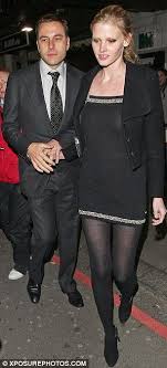 Lara and grievson began dating in 2018 after meeting on tinder, almost three years after her divorce from britain's got talent judge walliams, with whom she shares son alfred, eight. David Walliams And Lara Stone Dating Gossip News Photos