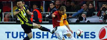 Sarı lacivertliler bu sezon oynadığı 4 derbi maçı da kaybetmedi. Galatasaray 0 1 Fenerbahce Galatasaray Org