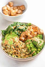One of the scariest myths about eating better is that, along with giving up the foods we love, we will simply starve. Low Carb Vegan Dinner Bowl Recipe Running On Real Food