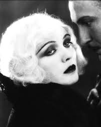 Ernesto García Cabral (1890-1968) Was a draftsman, painter, graphic  designer, publicist and the greatest representative of Art Deco in Mexico.  He is famous for his contribution as a caricaturist to Revista de