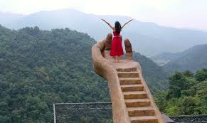 Guangdong province is the main southern gateway to china. China Daily On Twitter Glamorchina This Mountain Statue In S China S Guangdong Province Is Modeled On The Palm Of Buddha The Site Is The Perfect Place For An Amazing Photograph Https T Co Frktsz0iue