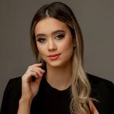 Ellen Souza's Instagram, Twitter & Facebook