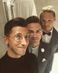 Mathias, Thomas och Mathias lever tillsammans