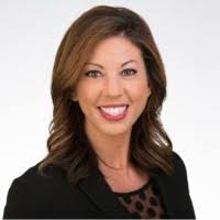 Kari Downs's Instagram, Twitter & Facebook