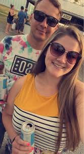 Lorrie Jones and Justin Carl's Wedding Website