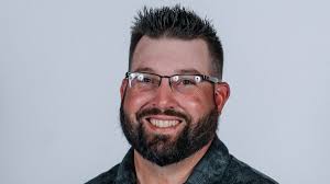 Jimmies golf head coach Zach Hale leaving program