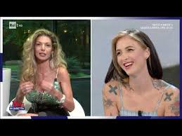 Download lagu serena bortone 8.7mb dan streaming kumpulan lagu serena bortone 8.7mb mp3 terbaru di metrolagu dan nikmati, video klip serena bortone mp4, lirik lagu serena bortone full. Ema Stokholma Luca Bianchini Serena Bortone E Marco Baldini La Vita In Diretta 01 10 2020 Youtube