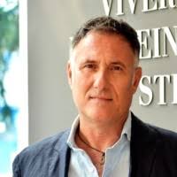 300+ Profile mit dem Suchbegriff „Bert“