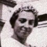 It's interesting taking a look at the ancestors of current club members.  Brooke Shields' dude-ish looking "great-grandmother" Mary Elsie Moore