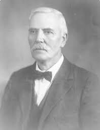 Curtis Boren's Instagram, Twitter & Facebook