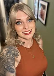 FIF Despite recently turning 35, this is the prettiest I've felt in the  longest time 😊