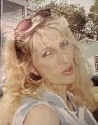 Lynn Summers's Instagram, Twitter & Facebook