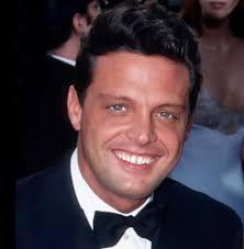 AMIGOS DE LUIS MIGUEL