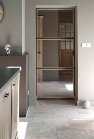 Glass Doors Are Too Little Used Indoors Yet The Quiet Operation And Tight Fit That Modern Versions Offer Enable Them To Serve As Ef Puertas Interiores