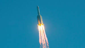 Devenue un lanceur léger, la fusée possède une capacité d'emport légèrement inférieure à la longue marche 2c, qui était alors la moins capacitaire des fusées chinoises. H47j5vrccwk4qm