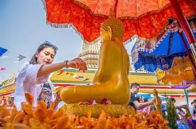 อย่างไรก็ตามวันหยุดสงกรานต์ 2564 สำหรับราชการนั้น หากใช้สิทธิลาในวันศุกร์ที่ 16 เม.ย.อีกวัน จะหยุดต่อเนื่องถึง 9 วัน คือตั้งแต่วันที่เสาร์ที่ 10. à¸‡à¸²à¸™à¸š à¸à¸ªà¸‡à¸à¸£à¸²à¸™à¸• à¸— à¸§à¹„à¸—à¸¢ à¸— à¸• à¸­à¸‡à¹„à¸›à¸ª à¸à¸„à¸£ à¸‡à¹ƒà¸™à¸Š à¸§ à¸•