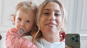 Stacey Solomon lets one-year-old daughter Rose paint her own bedroom