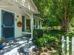 35 Crestmont Ave Asheville Nc 28806 Mls 3509194 Zillow Zillow North Carolina Homes Asheville