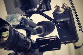 Je te promets recorded by enrico2509 and malilii on smule. Je Te Promets Bientot En Tournage Pour Tf1 Avec Camille Lou Hugo Becker Et Marilou Berry Stars Actu